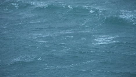 Ocean-Waves-In-The-Middle-Of-The-Sea---wide-shot