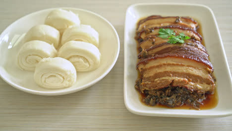 Mei-Cai-Kou-Rou-or-Steam-Belly-Pork-With-Mustard-Cabbage-Recipes---Chinese-food-style