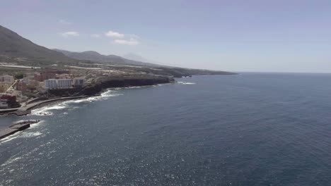 Tenerife-Desde-Drone,-Islas-Canarias.-Bajamar