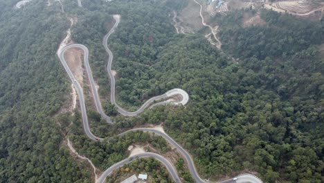 Imágenes-De-Drones-De-La-Autopista-Bp,-Autopista-Bardibas,-En-Las-Colinas-Y-Montañas-De-Nepal