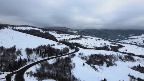 Kalte,-Verschneite-Landschaft-Der-Ukraine-Im-Winter---Luftbild