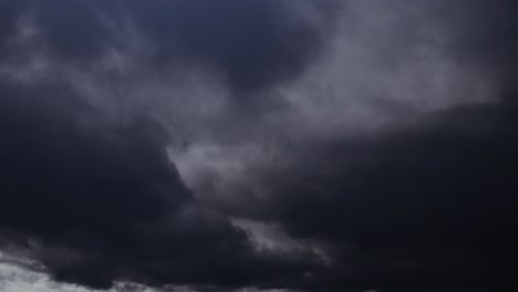 timelapse-of-dark-clouds-and-thunderstorms-in-the-sky