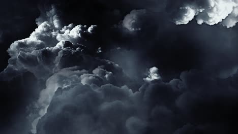 Tormentas-Eléctricas-De-4k,-Nubes-Oscuras-Y-Relámpagos-Cuando-El-Clima-Cambia-En-El-Cielo