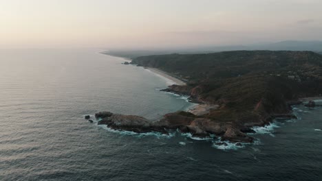 Panoramic-View-On-Seascape-In-Mazunte,-Mexico-On-A-Cloudy-Day---aerial-drone-shot