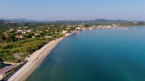 Luftdrohnenansicht-In-Acharavi-Und-Roda-Beach-In-Korfu-Insel-Griechenland