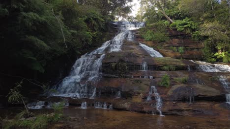 Katoomba-waterfall-at-the-Blue-Mountains-Sydney,-Australia
