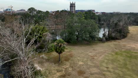 Aerial-reveal-of-Holy-Name-in-Jesus-Christ-Church-at-Loyola-University-in-New-Orleans