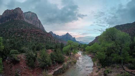 A-time-lapse-taken-from-the-iconic-Watchmen-lookout-in-Zion-National-Park,-Utah