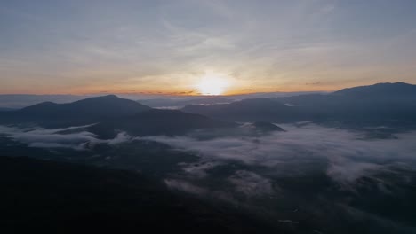 Hyperlapse-at-sunrise-above-mountains-in-Curiti-Colombia
