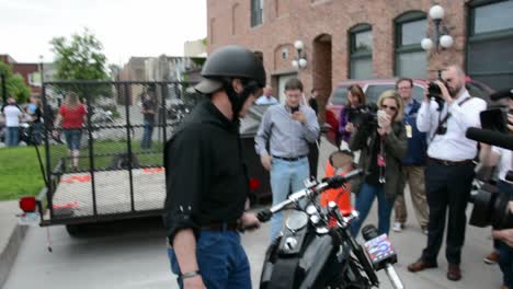 Governor-Rick-Perry-Rides-A-Wounded-Vet’S-Harley-Davidson-Motorcyle,-Supporting-Puppy-Jake-Foundation,-Iowa-Caucus