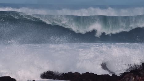 Beautiful-Slow-Motion-Slo-Mo-Ocean-Waves-Crashing-And-Breaking-Off-The-Sea-Shore-In-Hawaii