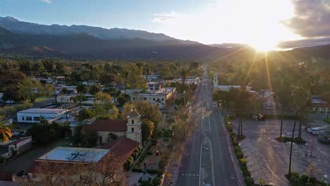 Excellent-Aerial-Shot-Of-Sunrise-Hitting-Ojai-Avenue-In-Ojai,-California