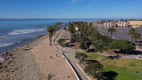 Excellent-Aerial-Shot-Of-Surfers-At-The-Promenade-In-Ventura,-California