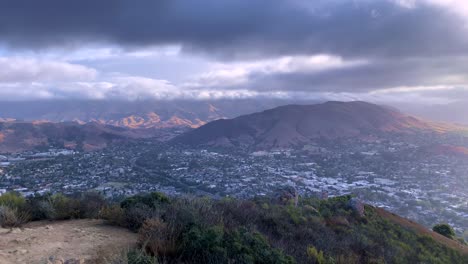 Excelente-Panorama-Aereo-De-San-Luis-Obispo,-California