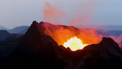Night-Shot-Of-The-Crater-At-Fagradalsfjall-Volcano-Volcanic-Explosive-Eruption-On-The-Reykjanes-Peninsula-In-Iceland