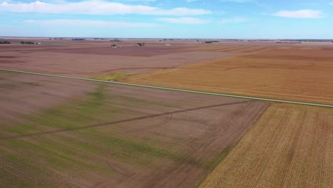 Good-Aerial-Over-Vast-Flat-Farmland-And-Fields-In-Iowa,-Illinois,-Kansas,-Nebraska,-Or-Indiana