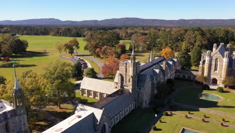 Beautiful-Aerial-Establishing-Shot-Of-Berry-College-In-Rome,-Georgia,-A-Classical-Gothic-English-Or-British-Style-College-Campus