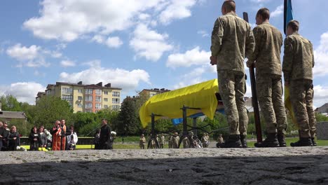 A-Military-Funeral-Takes-Place-At-A-Cemetery-In-Lviv,-Ukraine