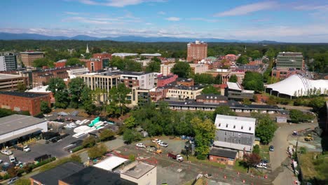 Aerial-Establishing-Of-Charlottesville,-Virginia-Downtown-Business-District