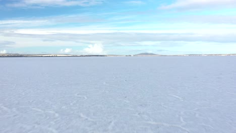 Ausgezeichnete-Luftaufnahme-Des-Zugefrorenen-Sees-Grün-Auf-Der-Eyre-halbinsel,-Südaustralien,-Beschattet-Von-Wolken