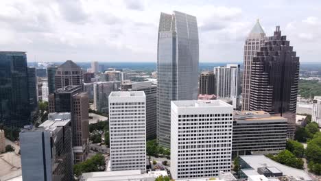 Excellent-Aerial-View-Of-Skyscrapers-In-Downtown-Atlanta,-Georgia