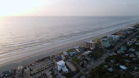 Excellent-Aerial-View-Of-Residential-Homes-On-New-Smyrna-Beach,-Florida