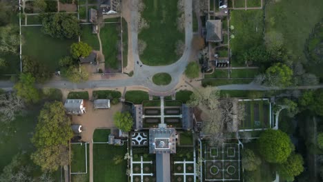 Excellent-Overhead-View-Of-The-Governor'S-Palace-In-Williamsburg,-Virginia,-And-Its-Surrounding-Grounds
