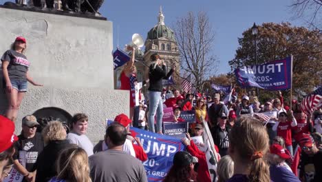 Trump-Supporters,-Including-Evangelicals-For-Trump,-Hold-A-Campaign-Rally-At-The-Iowa-State-Capital-Building