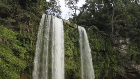 Excellent-Rising-Aerial-Shot-Of-A-Waterfall-In-The-Chiapas-Rainforest-Of-Mexico