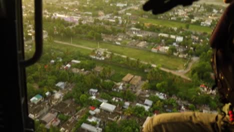 US-Küstenwache-Hubschrauber-Medevacs-Opfer-In-Haiti-Humanitäre-Hilfe-Nach-Einem-72-Erdbeben-Dort