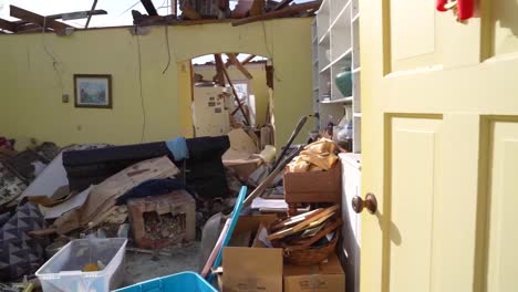 Casas-Y-Vecindarios-Son-Destruidos-Tras-El-Devastador-Tornado-En-Mayfield,-Kentucky