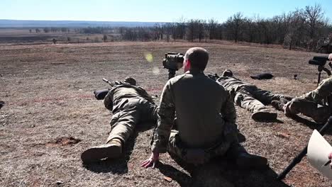 Los-Equipos-Militares-De-Francotiradores-Compiten-En-Los-Campeonatos-De-Francotiradores-De-Las-Fuerzas-Armadas-(afsam)-En-Fort-Chaffee,-Arkansas