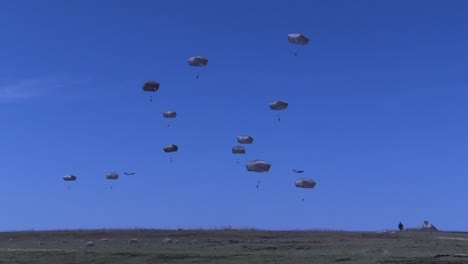 82Nd-Airborne-Paratroopers,-All-Female-Air-Drop,-Including-Air-Crew-And-Jumpers,-Jump-From-C-17-Globemasters