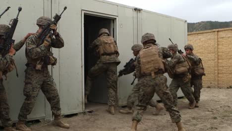 Us-Marines-Learn-To-Patrol-And-Clear-Urban-Environments,-Becoming-Better-Trained-And-Lethal-Entry-Level-Soldiers