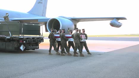 Us-Marine-Corps-Carry-Team-Transfers-The-Remains-Of-Marine-Sgt-Amanda-N-Brazeal,-Dover-Air-Base,-Delaware