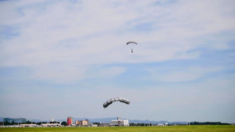 353Rd-Special-Operations-Group-Land-During-A-High-Altitude,-Low-Opening-Halo-Parachute-Training-Exercise,-Japan