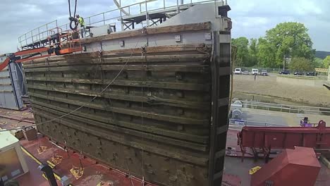 Time-Lapse,-Replacement-Of-Upstream,-Intermediate-Wall-Miter-Gate-At-Lock-And-Dam-2-Mississippi-River,-At-Hastings,-Minnesota