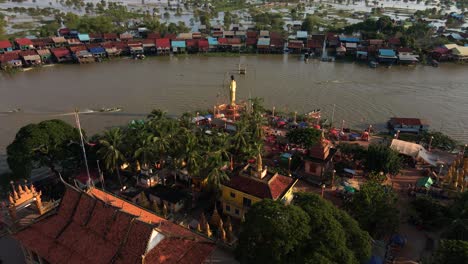 Pagoda-by-floating-village-on-massive-floodplain