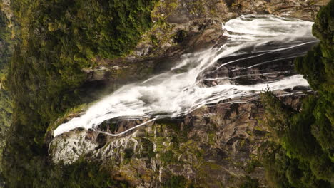 Breathtaking-view-of-Lady-Bowens-Falls,-Milford-Sound