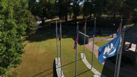Flaggen-Der-Konföderierten-Staaten-Auf-Dem-Nationalfriedhof