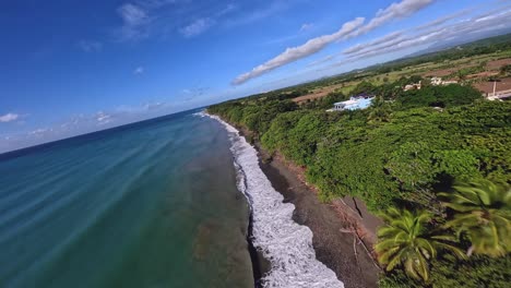 Idílica-Playa-De-Playa-Palenque-En-República-Dominicana,-Provincia-De-San-Cristobal