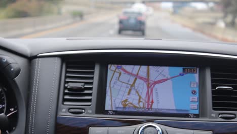 GPS-mapping-to-highway-path