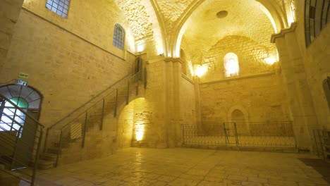Tumba-De-La-Iglesia-De-Samuel-Y-Los-Escalones-Que-Conducen-Al-Techo,-Jerusalén,-Israel-#019