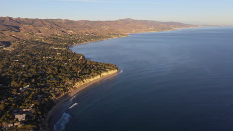 Aerial-view-of-Point-Dume-beach-in-Malibu,-California