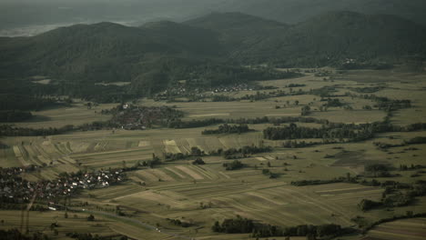 Blick-Ins-Tal-Vom-Berg-Slivnica-In-Slowenien