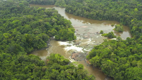 Gorgeous-wide-shot-of-the-Rupununi-river-rapids-in-the-Guyana-jungle