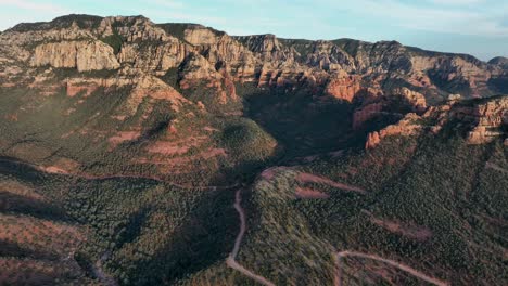 Sedona-Mountains-With-Mountain-Road-Through-Forested-Landscape-In-Arizona,-USA