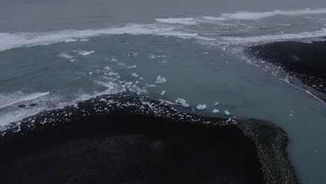 Playa-De-Diamantes-En-Islandia.-Vista-Panorámica-De-Drones-Aéreos