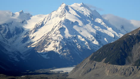 View-towards-Tasman-glacier-and-Mt-Hutt-4K