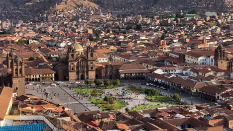 Cusco,-Perú,-Plaza-Principal.-Imágenes-De-4k.